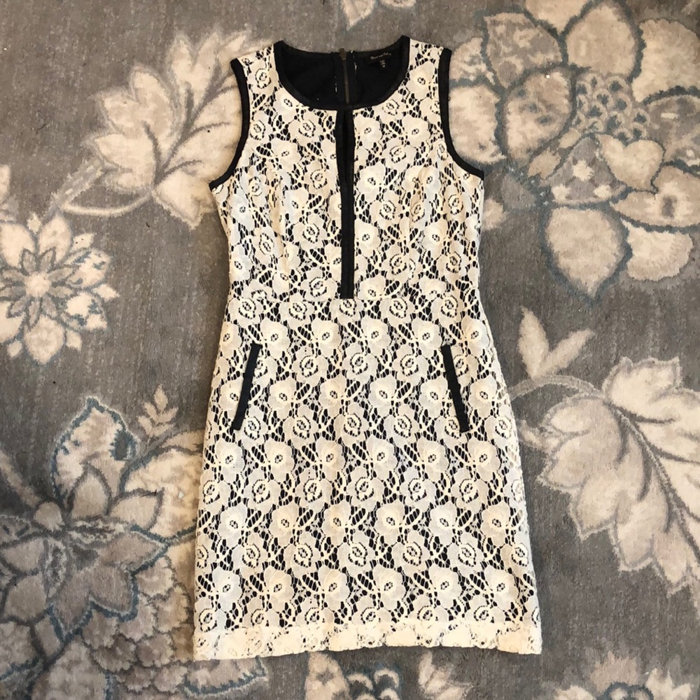 Lace mini dress